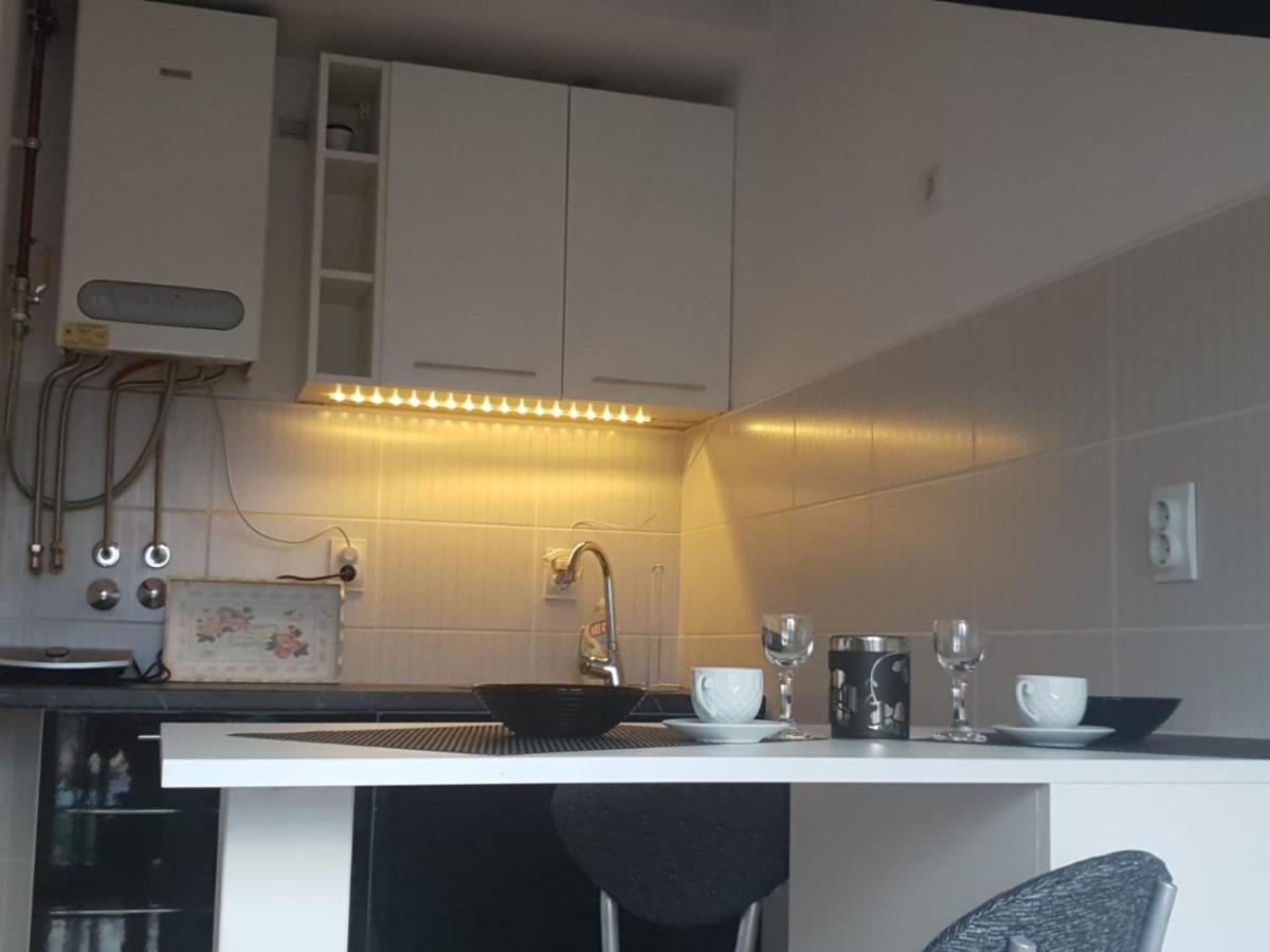 Apartment Paradise ชาชาค ภายนอก รูปภาพ